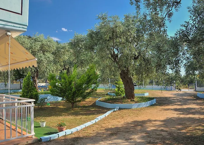 Panagiotis アパートホテル